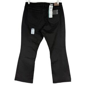 Lee Women's Boot Cut Mid Rise Deep Dye Stretch Black Jeans Size 16 Short NWT